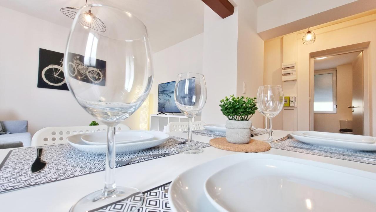 Chez Jm - Calme - Chic - Fibre - Relax Bnb Mulhouse Bagian luar foto